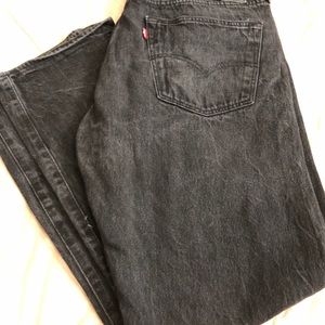 Black Denim Levi’s 40 x 34